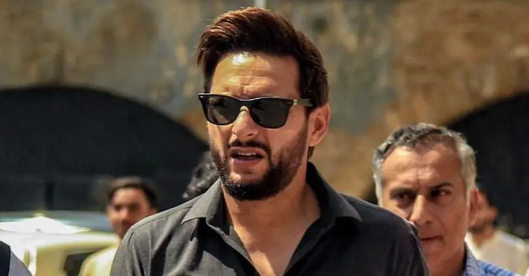 পাকিস্তানের সাবেক ক্রিকেটা শহীদ আফ্রিদি